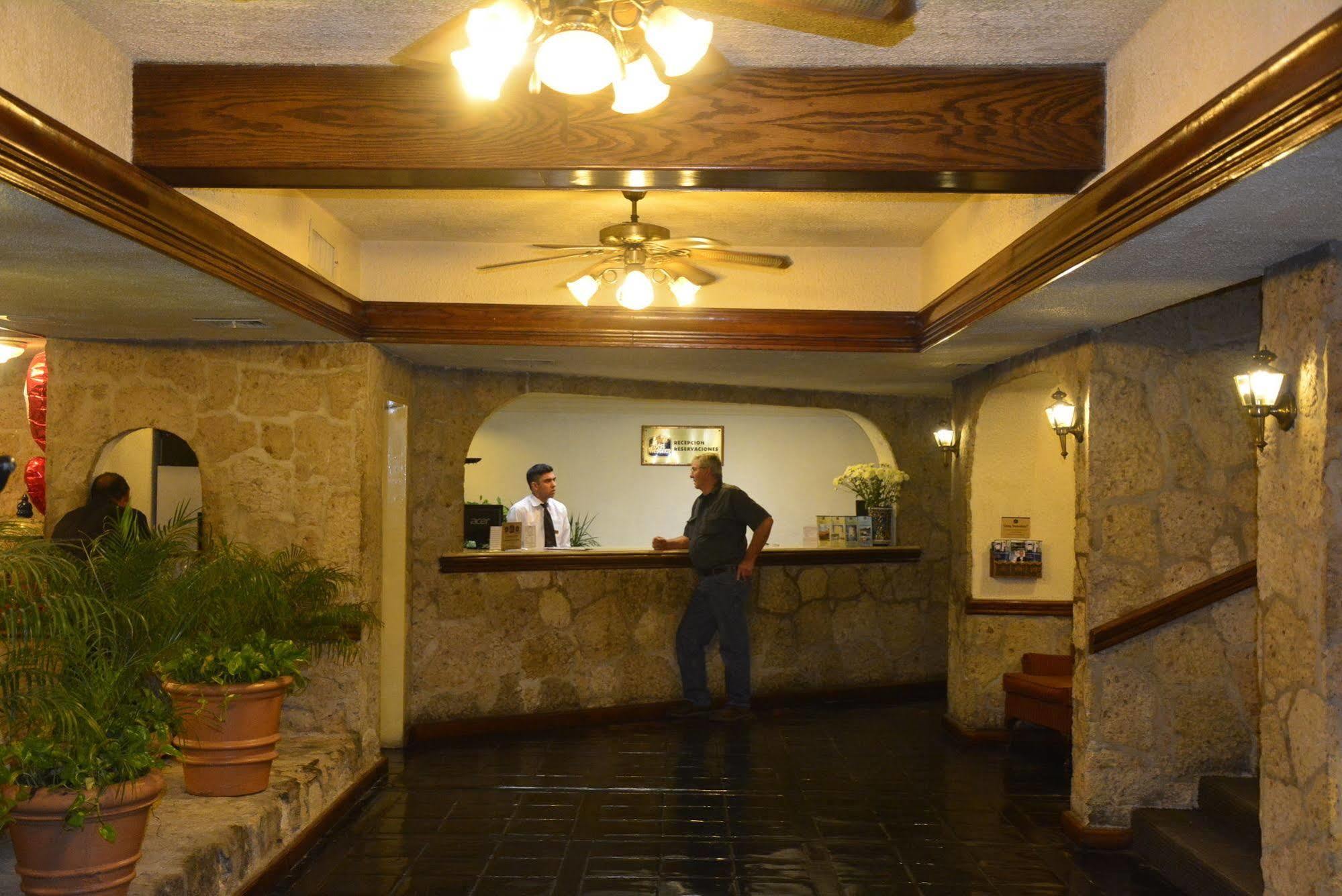 Best Western Posada Del Rio Gómez Palacio Kültér fotó